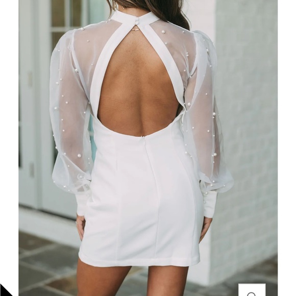 White Dress - Picture 1 of 2